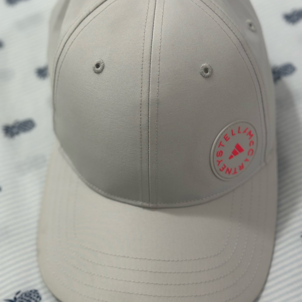 Adidas by Stella McCartney Gray Cap, excellent condition!!!! Used only twice!!!!